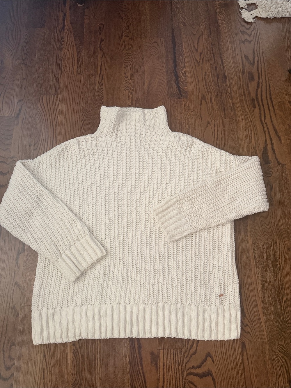PINK Victoria's Secret Cream Turtleneck Chunky Knit Sweater large